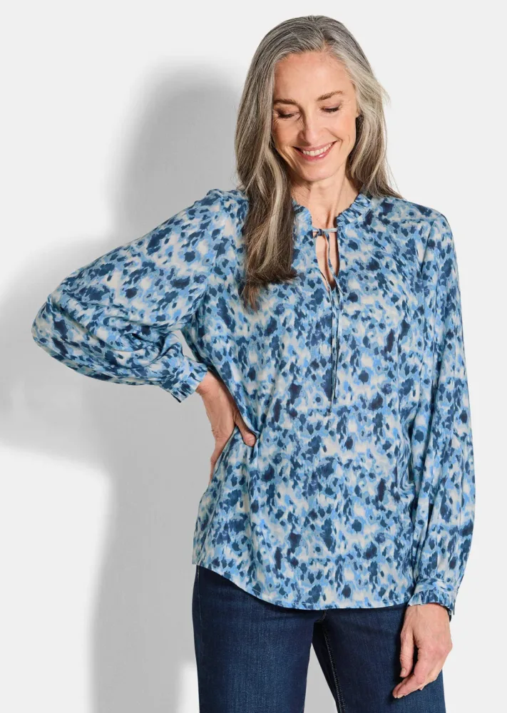Viskose-Bluse mit Rüschen - blau / gemustert - Gr. 19 von Goldner Fashion