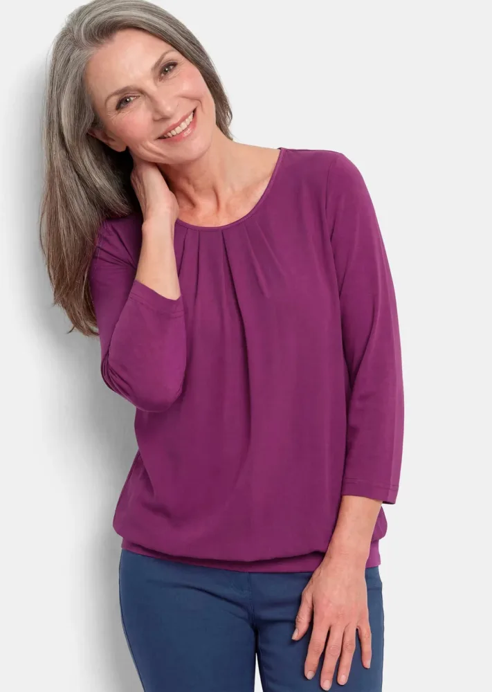 Gepflegtes Shirt in eleganter Blusen-Optik - beere - Gr. 22 von Goldner Fashion