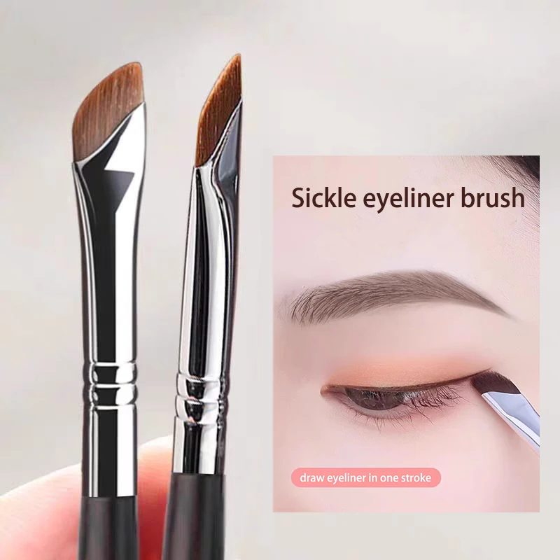 Sichel-Eyeliner-Pinsel, Lidschatten-Klingenpinsel, Detailpinsel, diagonale Augenbrauenpinsel, unter dem Lid zum Schlafen von Seidenraupen-Make-up-Werkzeugen