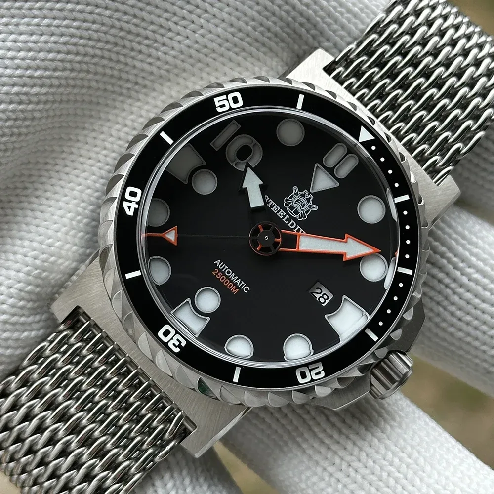 STEELDIVE Offizielle SD1982H blau leuchtende 46,5 mm 25000 m wasserdichte Saphirglas-Keramiklünette NH35 Herren-Taucheruhren mit Datum