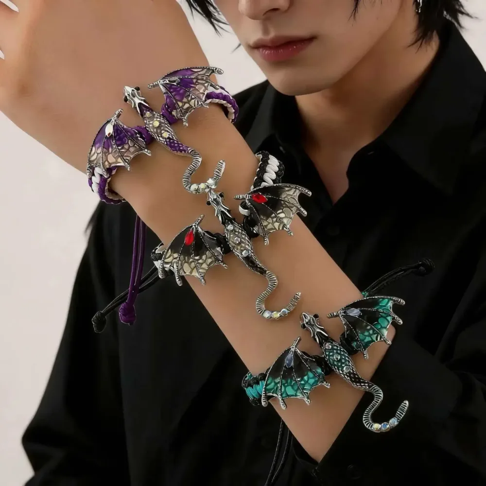 2026 Goth Fliegender Drache Armbänder für Männer und Frauen Punk Gothic Verstellbares Geflochtenes Seil Manschettenarmband Kreative Geschenke