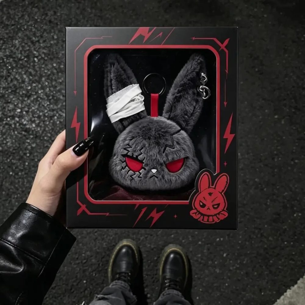 Heißer Gothic-Hasen-Plüsch-Schlüsselanhänger, Kaninchen-Taschenanhänger mit Bandage-Design, Kawaii-Schlüsselring-Anhänger, Auto- und Taschenornament, Geschenk für