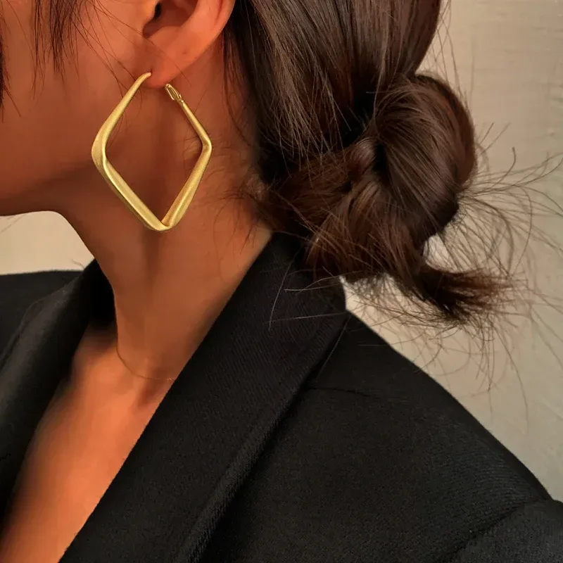 2026 mode Gold Farbe Großen Quadratischen Hoop Ohrringe Für Frauen Übertrieben Metall Geometrische Unregelmäßigen Kreis Ohrringe Schmuck