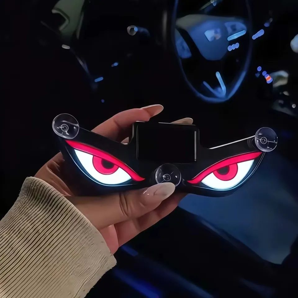 Solarbetriebene Auto-Neonleuchte Kabellose Coole DEMON EYE LED-Ambientebeleuchtung Saugnapf USB-Aufladbare Atmosphäre-Atemlampe
