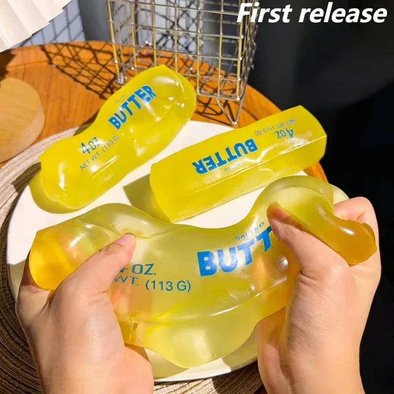 Neues Squishy Simuliertes Butter-Quetschspielzeug ? Weiches Stressabbau-Spielzeug mit langsamem Rückprall zum Entspannen, Dekomprimieren und Kneten ? Butterbrot-Knautsch-Ornament