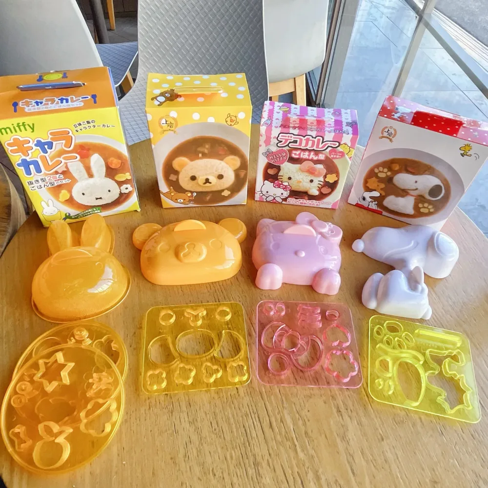 Kawaii Cartoon Onigiri Reisball-Form Niedliche DIY Curry-Reis-Formform Lebensmittelechter Kunststoff Einfach zu entformen Wiederverwendbar für Küche und Bento