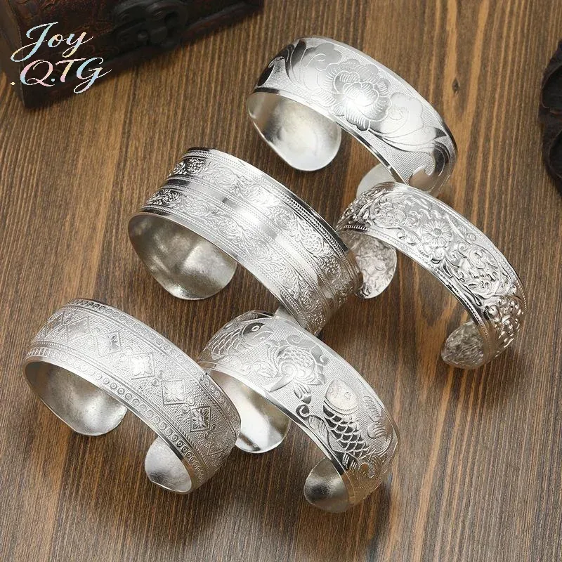 Neue Böhmische Ethnische Stil Retro Silber Breites Armband Für Frauen Geschnitzte Blume Öffnung Modische Armband Boho Vintage-Schmuck