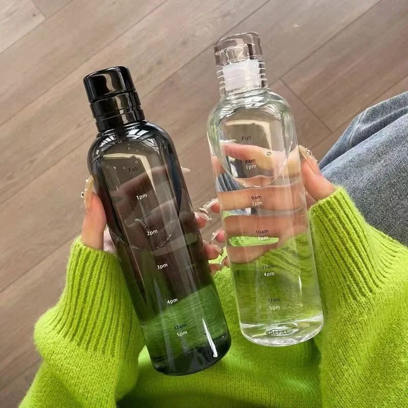 500ml Leichte, Auslaufsichere Wasserflasche, Elegant und Tragbar für Fitness und Outdoor-Abenteuer mit Zeitskala, Tägliche Hydrationshilfe