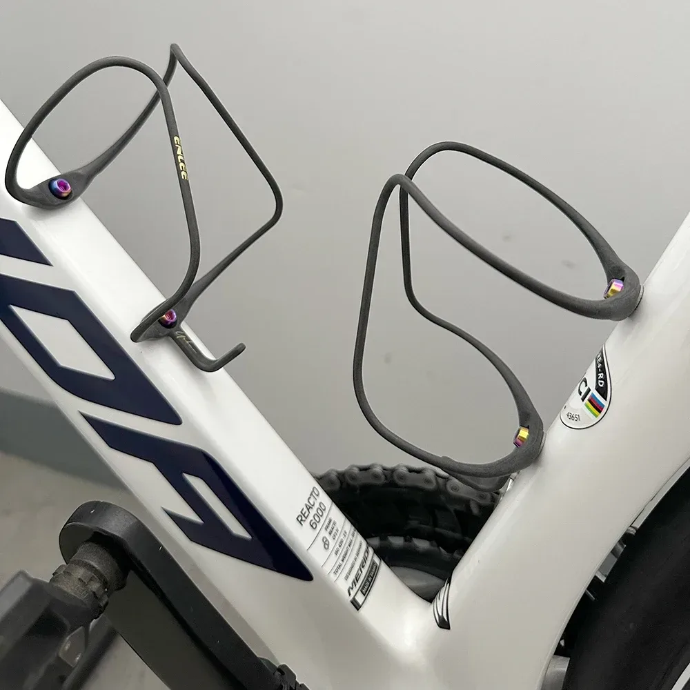 9g Ultraleichter Carbonfaser-Fahrrad-Flaschenhalter Aero Hochwertiger Kohlefaser-Flaschenhalter für MTB Rennrad-Zubehör