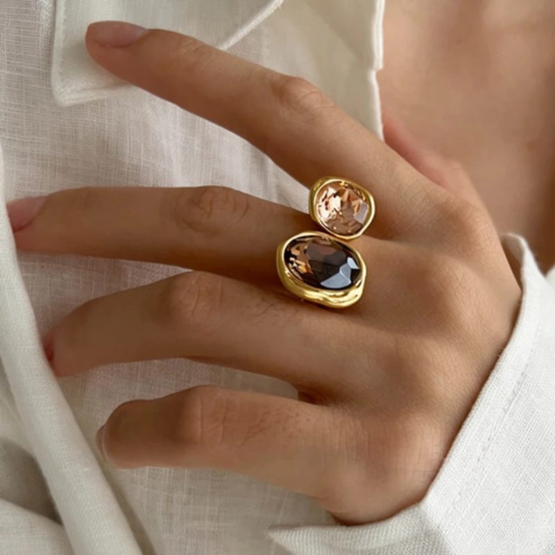 Retro Brauner Strass-Kristallring Damenmode Exquisiter Geometrischer Quadratischer Offener Ring Echte Goldplattierung Fingerschmuck Geschenke