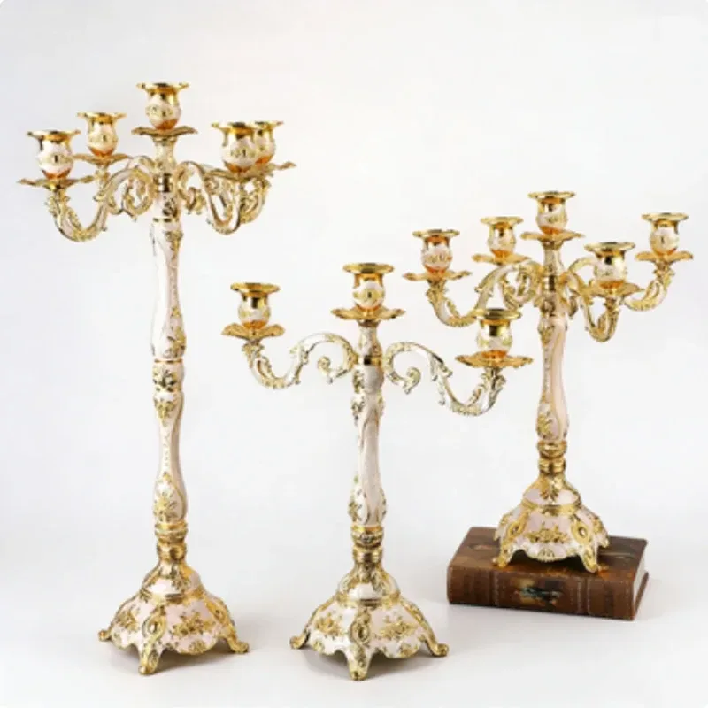 3/5-armiger Europäischer Retro-Kerzenständer für Hochzeiten, Hotels, Westliche Restaurants, Candlelight-Dinner, Exquisite Dekoration