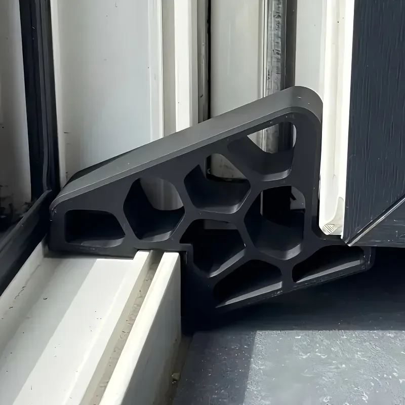 1/2/4 Stück robuster, rutschfester Fenster-/Balkon-Türstopper mit Schienenverriegelung ? einfach zu installieren, zu entfernen, windabweisender Halter, Wabenloch