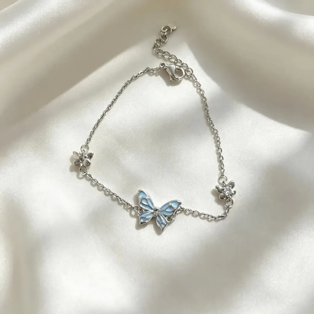 Modisches Leuchtendes Schmetterlings-Armband für Frauen Exquisite Blaue Schmetterlings-Halskette Charms Party-Schmuck Geschenke