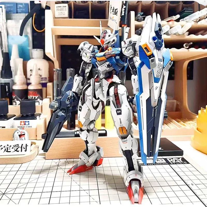 FM 1/100 Hexe von Mercury Aerial Mecha Modellbausatz Actionfigur Puppe für Kinder mit Wasseraufkleber und Displayhalterung Spielzeuggeschenk