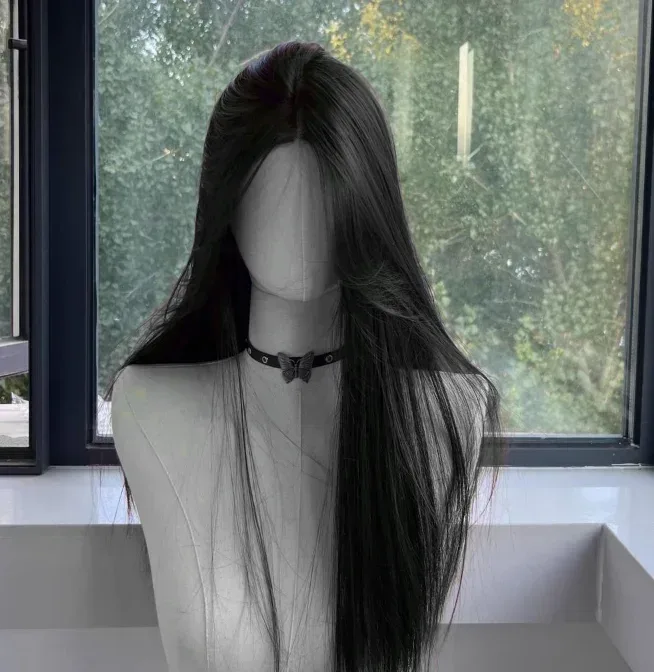 Schwarze Perücke für Frauen, langes glattes Haar, Stirnband, Lace-Front-Perücke, Cosplay-Temperament für den täglichen Gebrauch, schwarze synthetische Lolita-Perücken