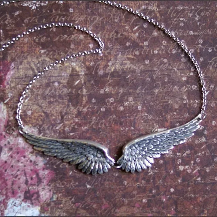 Vintage Engelsflügel Feder Choker Großer Anhänger Ästhetische Gliederketten Statement-Halskette für Frauen Kragenkette Hochzeit Tribal Geschenk