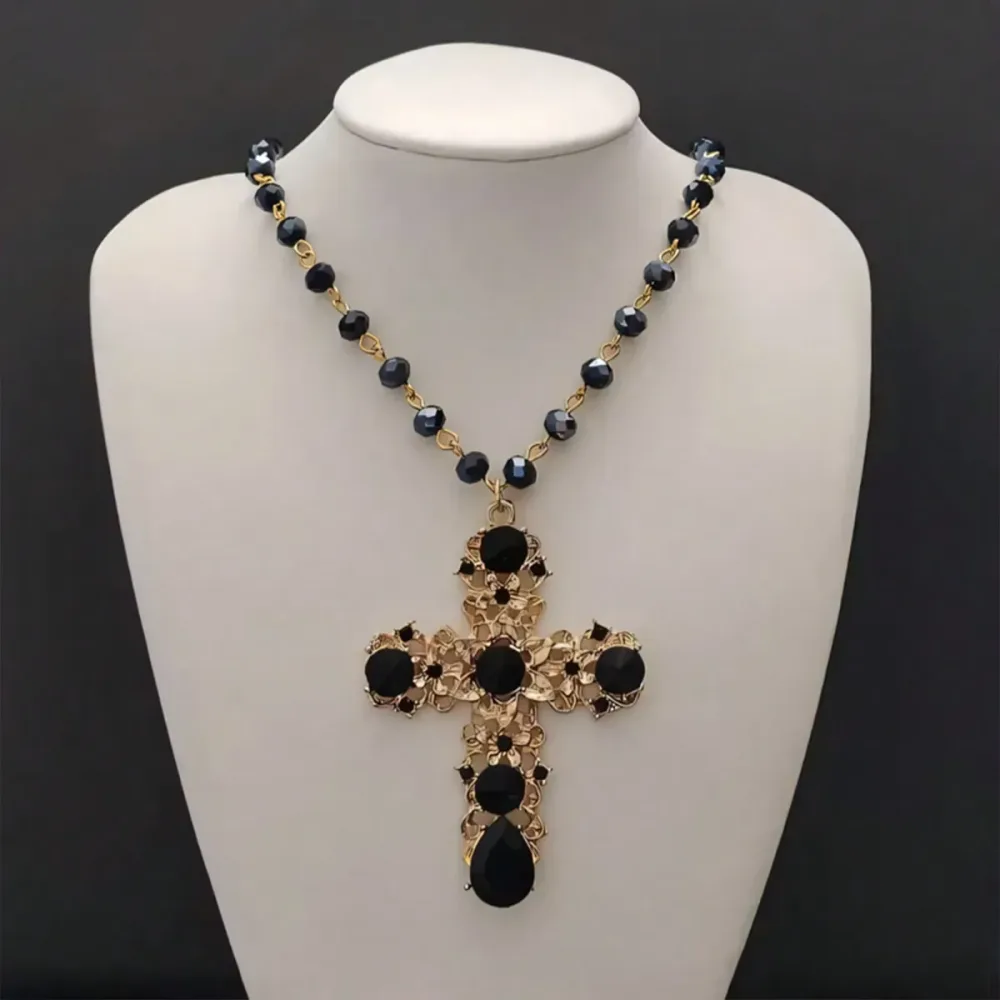 Gotische Halskette mit künstlichem Kristall und schwarzem Kreuz-Anhänger für Damen, barocker Bohemian-Stil