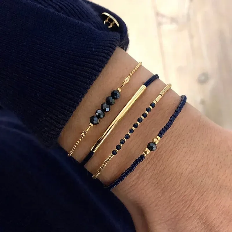 Handgefertigtes schwarzes Glasstein-Armband-Set für Frauen, böhmischer mehrschichtiger gestapelter Reis, Perlen-Gliederkette, Armreif, Modeschmuck