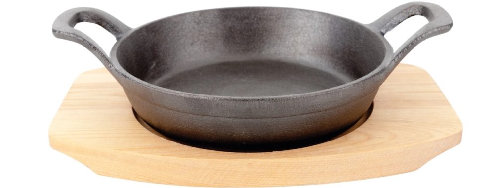 Playground Pfanne 2 Griffe D16cm Holzuntersetzer 23x16.5cm