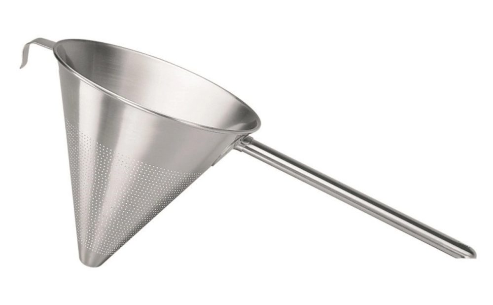 Spitzsieb mit Rundgriff 24cm