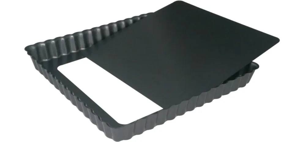 Tortenform geriffelt 23x23cm H:2.7cm Boden herausnehmbar