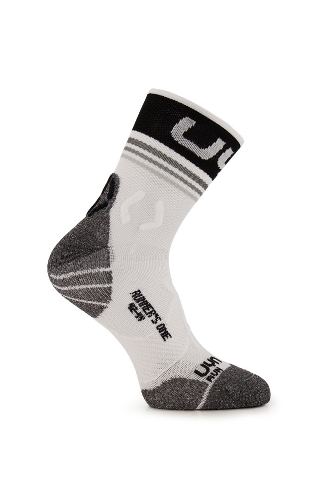 UYN One Short 35-47 Runningsocken Weiss, Herren, Größe: III