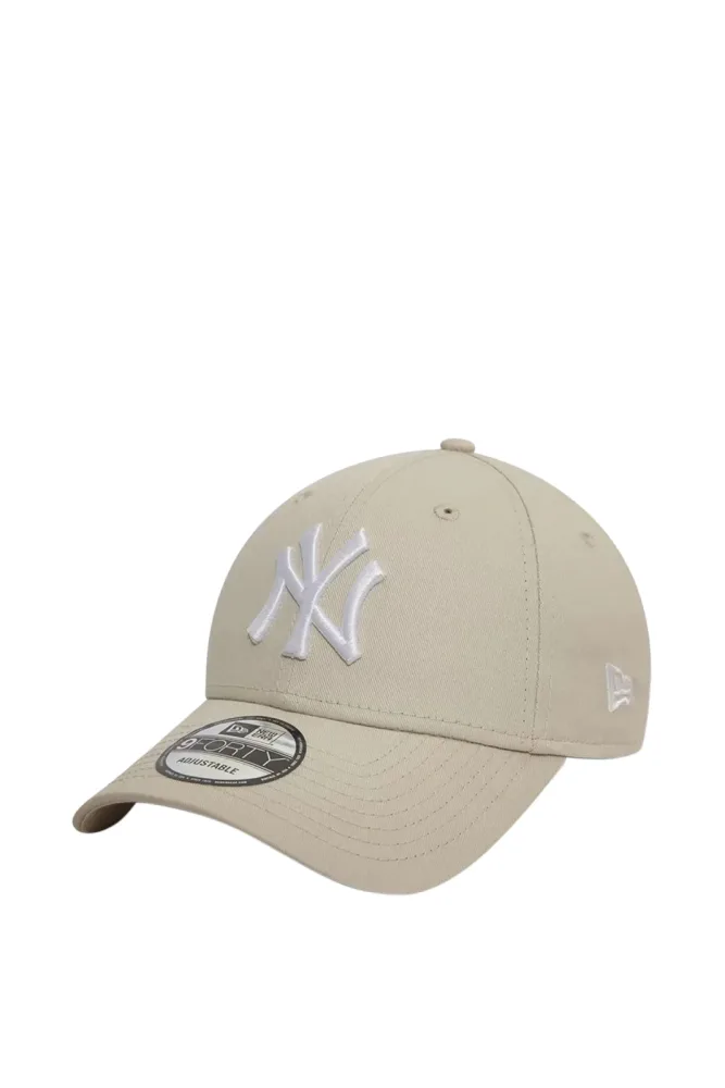 New Era 9Forty Cap / Strapback - Stone + White Einheitsgroesse Herren