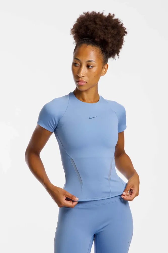 Nike Universa Dri-FIT Damen T-Shirt Blau, Damen, Größe: M