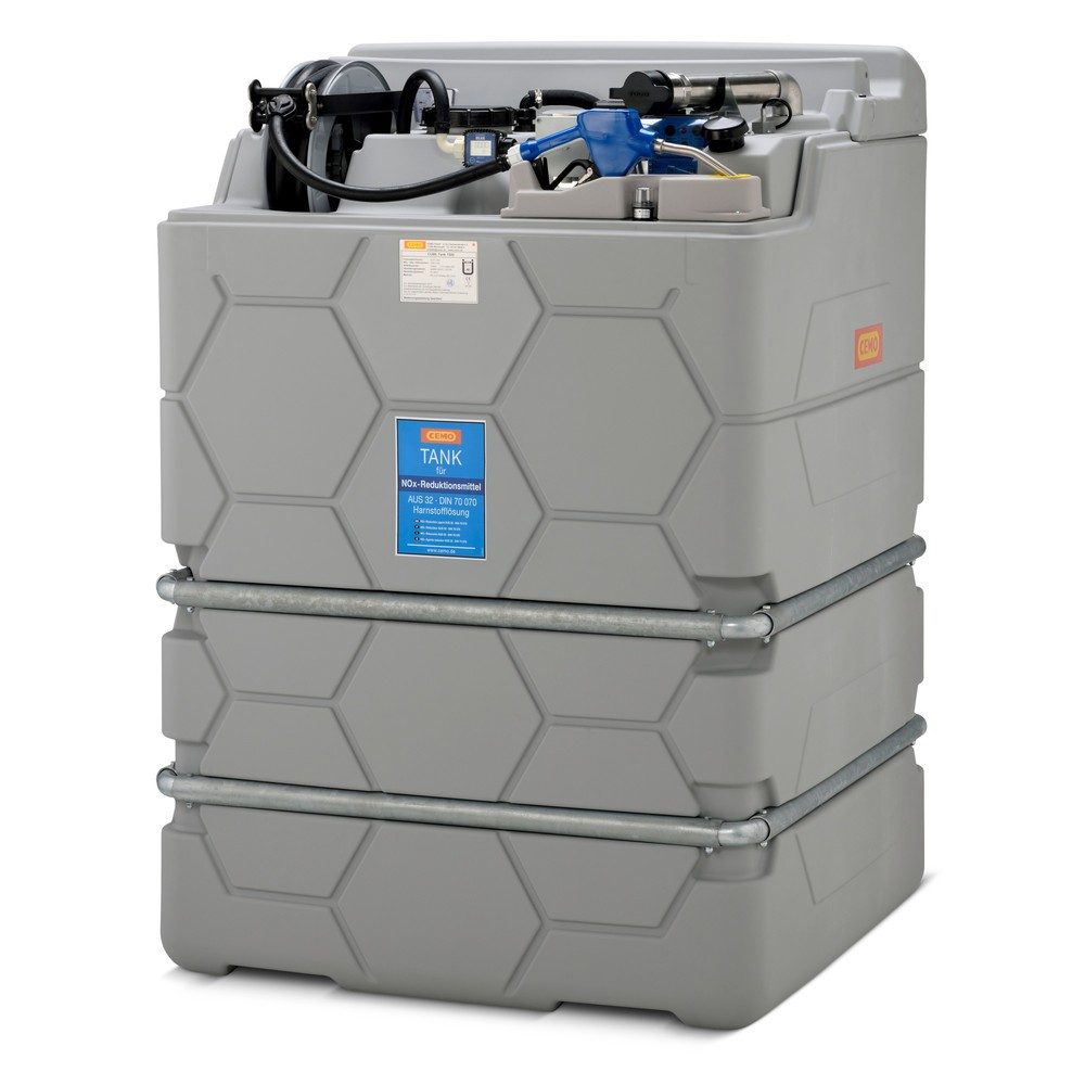 Tankanlage CEMO CUBE Indoor Premium für AdBlue®, 8 m Schlauch, Schlauchaufroller, Zähler K24, B 1200 x T 1800 x H 1800 mm, 2500 l Volumen