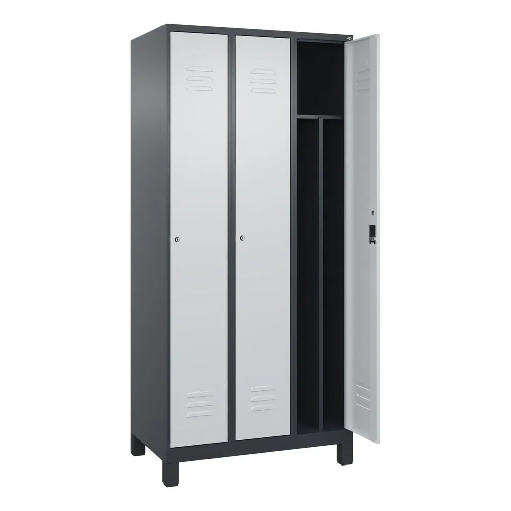C+P Spind Classic PLUS, Füsse, 3 Abteile, HxBxT 1.950 x 900 x 500 mm, anthrazitgrau, lichtgrau, Zylinderschloss, mit Mitteltrennwand