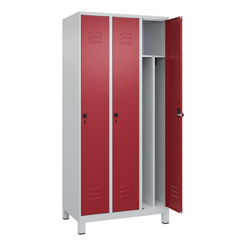 C+P Spind Classic PLUS, Füsse, 3 Abteile, HxBxT 1.950 x 900 x 500 mm, lichtgrau, rubinrot, für Vorhängeschloss, mit Mitteltrennwand