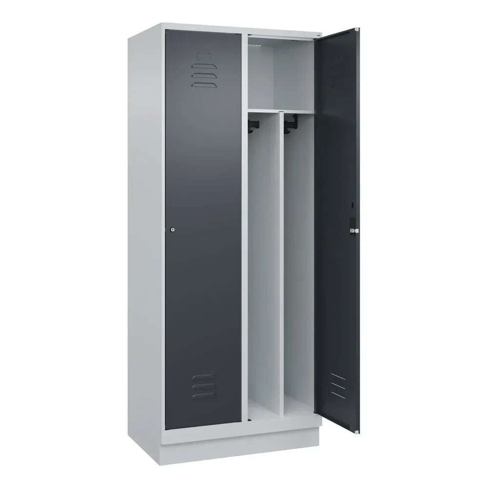 C+P Schwarz-Weiß-Spind Classic PLUS, schmal, 2 Abteile, verkürzte Trennwand mittig, lichtgrau / grau, B 800 mm, mit Bodensockel, Zylinderschloss,