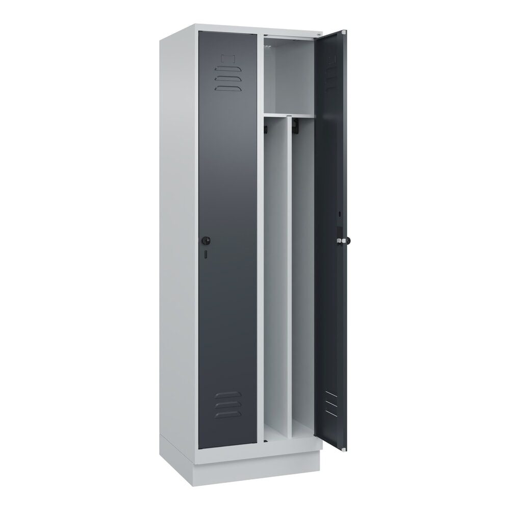 C+P Spind Classic PLUS, Sockel, 2 Abteile, HxBxT 1.950 x 600 x 500 mm, lichtgrau, anthrazitgrau, für Vorhängeschloss, mit Mitteltrennwand