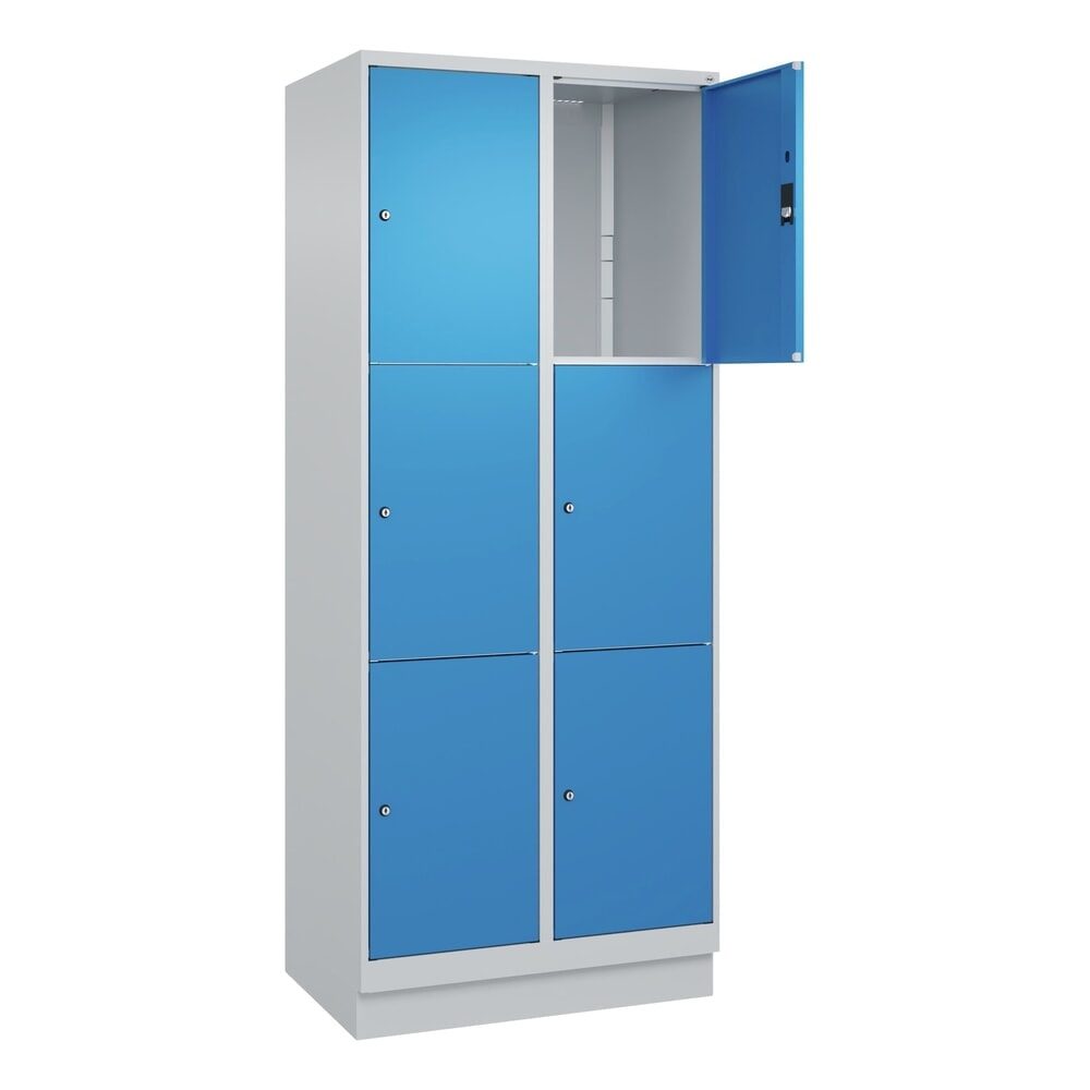 C+P Schliessfachschrank Classic PLUS, Sockel, 2 Abteile, HxBxT 1.950 x 800 x 500 mm, lichtgrau, lichtblau, 6 Fächer, Zylinderschloss