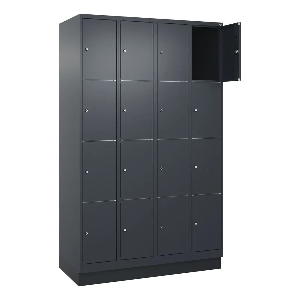 4er-Schließfachschrank Classic PLUS, 4 Abteile, grau, B 1200 mm, 16 Fächer, mit Bodensockel C+P