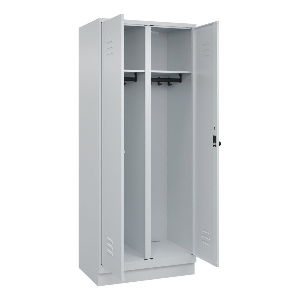 C+P Schwarz-Weiss-Spind Classic PLUS, Sockel, 2 Abteile, HxBxT 1.950 x 800 x 500 mm, lichtgrau, lichtgrau, für Vorhängeschloss