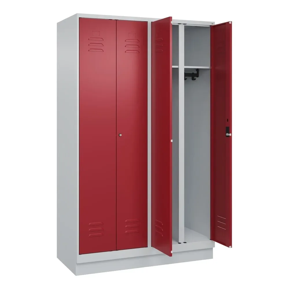 C+P Schwarz-Weiss-Spind Classic PLUS, Sockel, 4 Abteile, HxBxT 1.950 x 1.200 x 500 mm, lichtgrau, rubinrot, Zylinderschloss