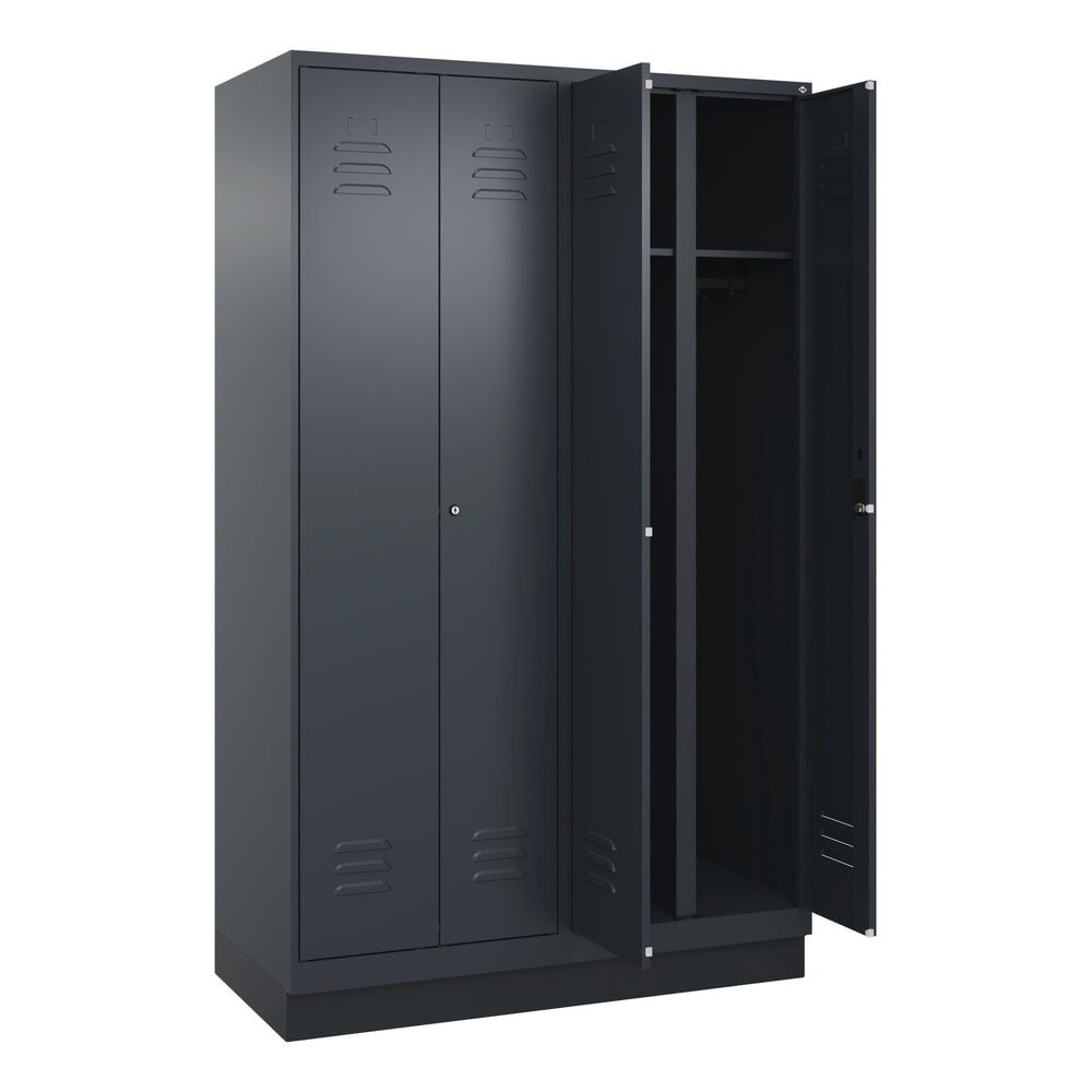C+P Schwarz-Weiss-Spind Classic PLUS, Sockel, 4 Abteile, HxBxT 1.950 x 1.200 x 500 mm, anthrazitgrau, anthrazitgrau, Zylinderschloss