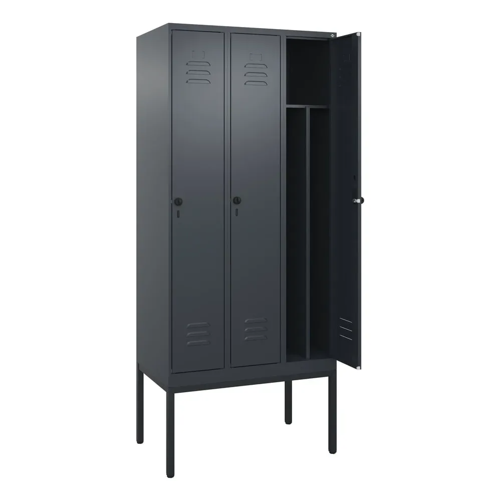 C+P Spind Classic PLUS, Gestell, 3 Abteile, HxBxT 2.120 x 900 x 500 mm, anthrazitgrau, anthrazitgrau, für Vorhängeschloss, mit Mitteltrennwand