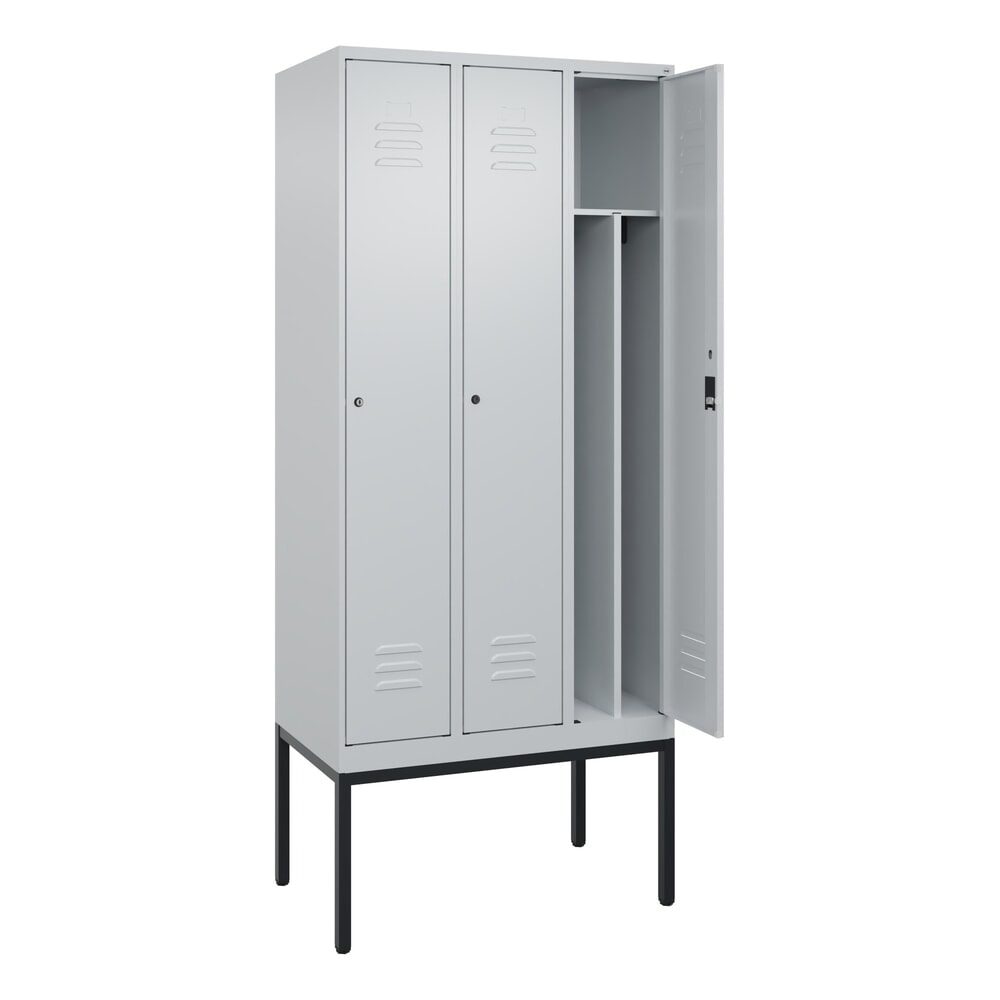 C+P Spind Classic PLUS, Gestell, 3 Abteile, HxBxT 2.120 x 900 x 500 mm, lichtgrau, lichtgrau, Zylinderschloss, mit Mitteltrennwand