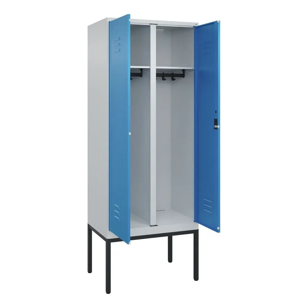 C+P Schwarz-Weiss-Spind Classic PLUS, Gestell, 2 Abteile, HxBxT 2.120 x 800 x 500 mm, lichtgrau, lichtblau, Zylinderschloss