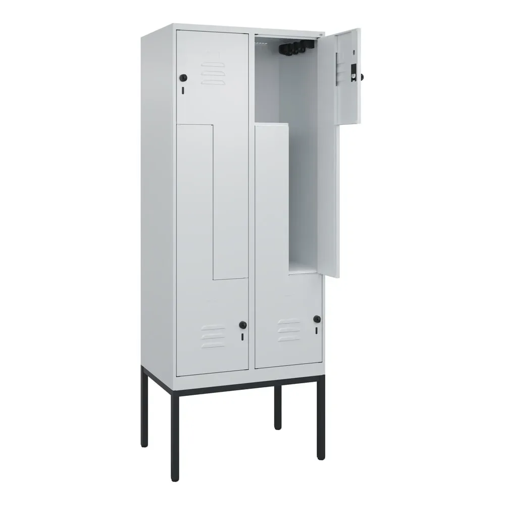 C+P Z-Spind Classic PLUS, Gestell, 4 Abteile, HxBxT 2.120 x 800 x 500 mm, lichtgrau, lichtgrau, für Vorhängeschloss
