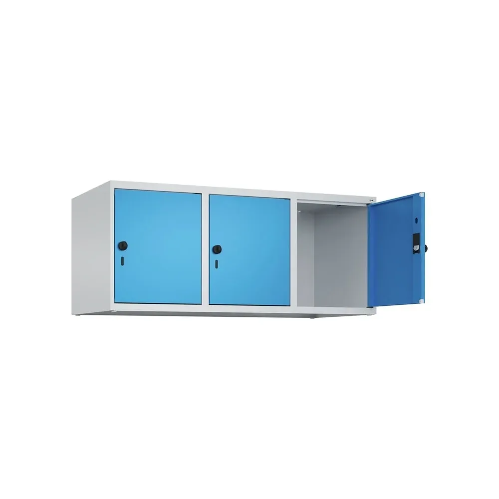 C+P Aufsatzschrank für Kleiderspind Serie Classic PLUS, 3 Abteile Breite 400 mm, lichtgrau, lichtblau, für Vorhängeschloss