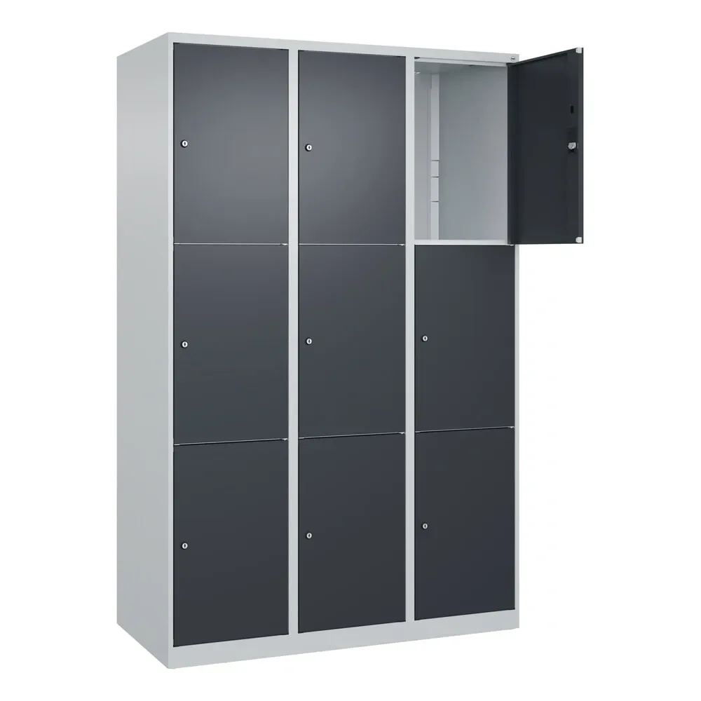 C+P Schliessfachschrank Classic PLUS, 3 Abteile, HxBxT 1.850 x 1.200 x 500 mm, lichtgrau, lichtgrau, 9 Fächer, Zylinderschloss