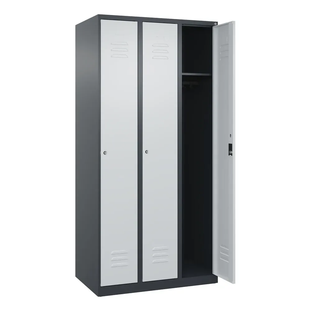 C+P Spind Classic PLUS, 3 Abteile, HxBxT 1.850 x 900 x 500 mm, anthrazitgrau, lichtgrau, Zylinderschloss, ohne Mitteltrennwand