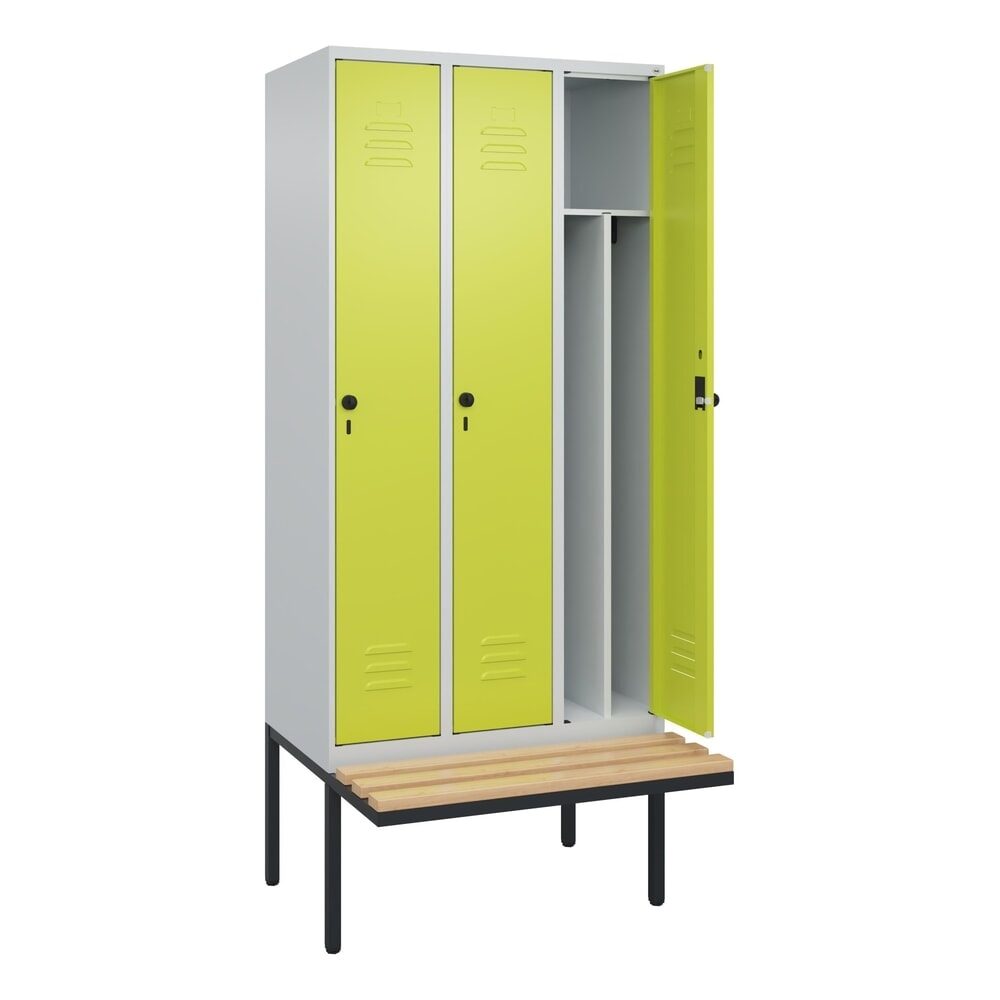 C+P Spind Classic PLUS, 3 Abteile, Trennwand, HxBxT 2.120 x 900 x 815 mm, für Vorhängeschloss, auskragende Bank aus Buche, lichtgrau, clowngrün