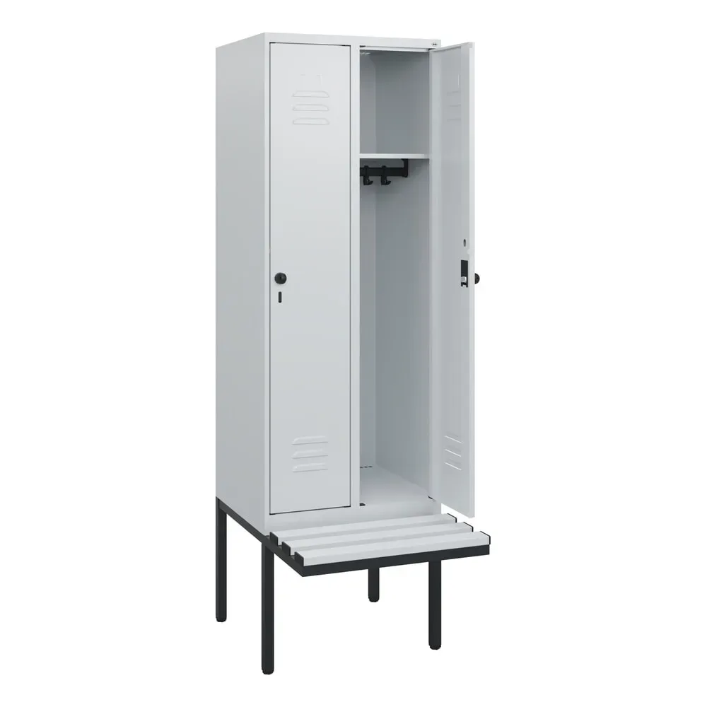 C+P Spind Classic PLUS, 2 Abteile, HxBxT 1.950 x 600 x 815 mm, für Vorhängeschloss, auskragende Bank aus Kunststoff, lichtgrau, lichtgrau