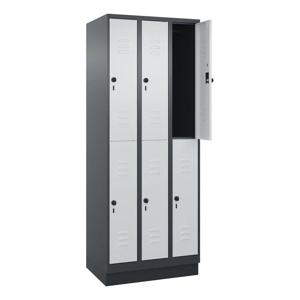C+P Doppelstock-Spind Classic PLUS, Sockel, 3 Abteile, HxBxT 1.950 x 750 x 500 mm, anthrazitgrau, lichtgrau, 6 Fächer, für Vorhängeschloss