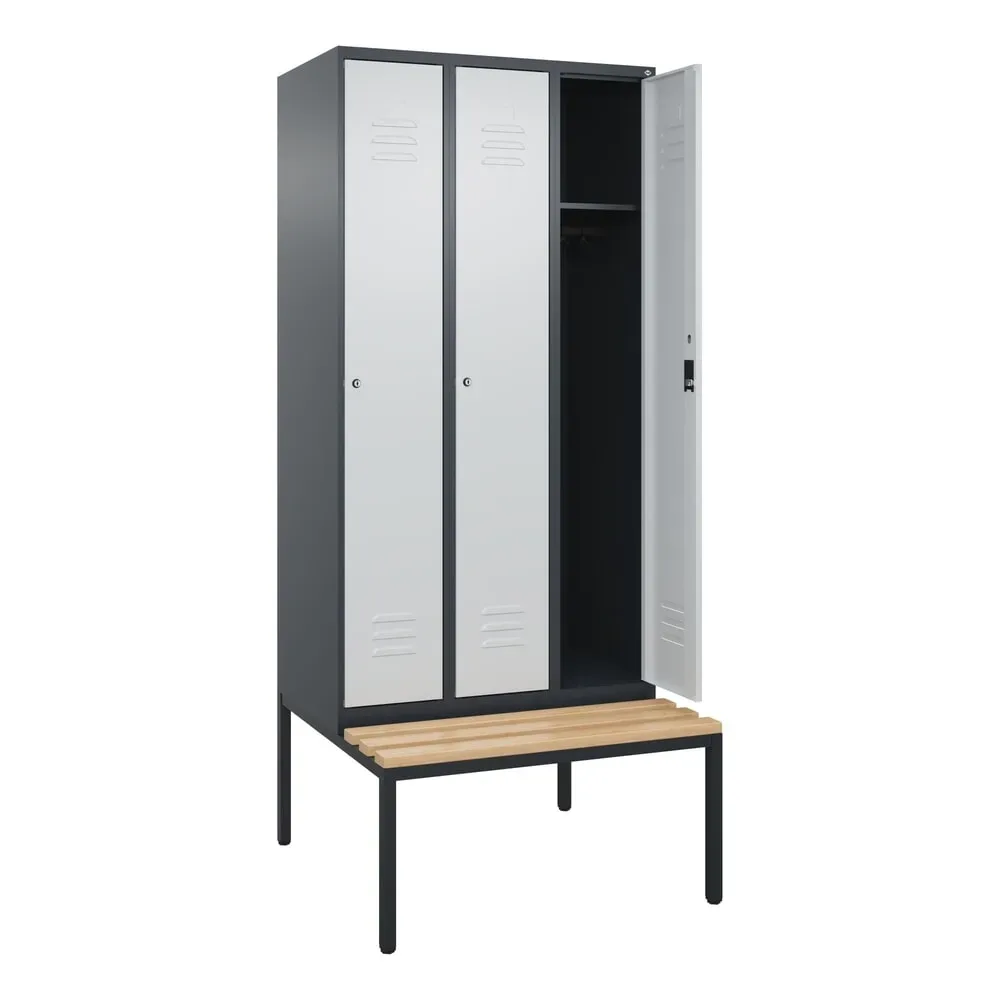 C+P Spind Classic PLUS, 3 Abteile, HxBxT 2.120 x 900 x 815 mm, Zylinderschloss, untergebaute Bank aus Buche, anthrazitgrau, lichtgrau