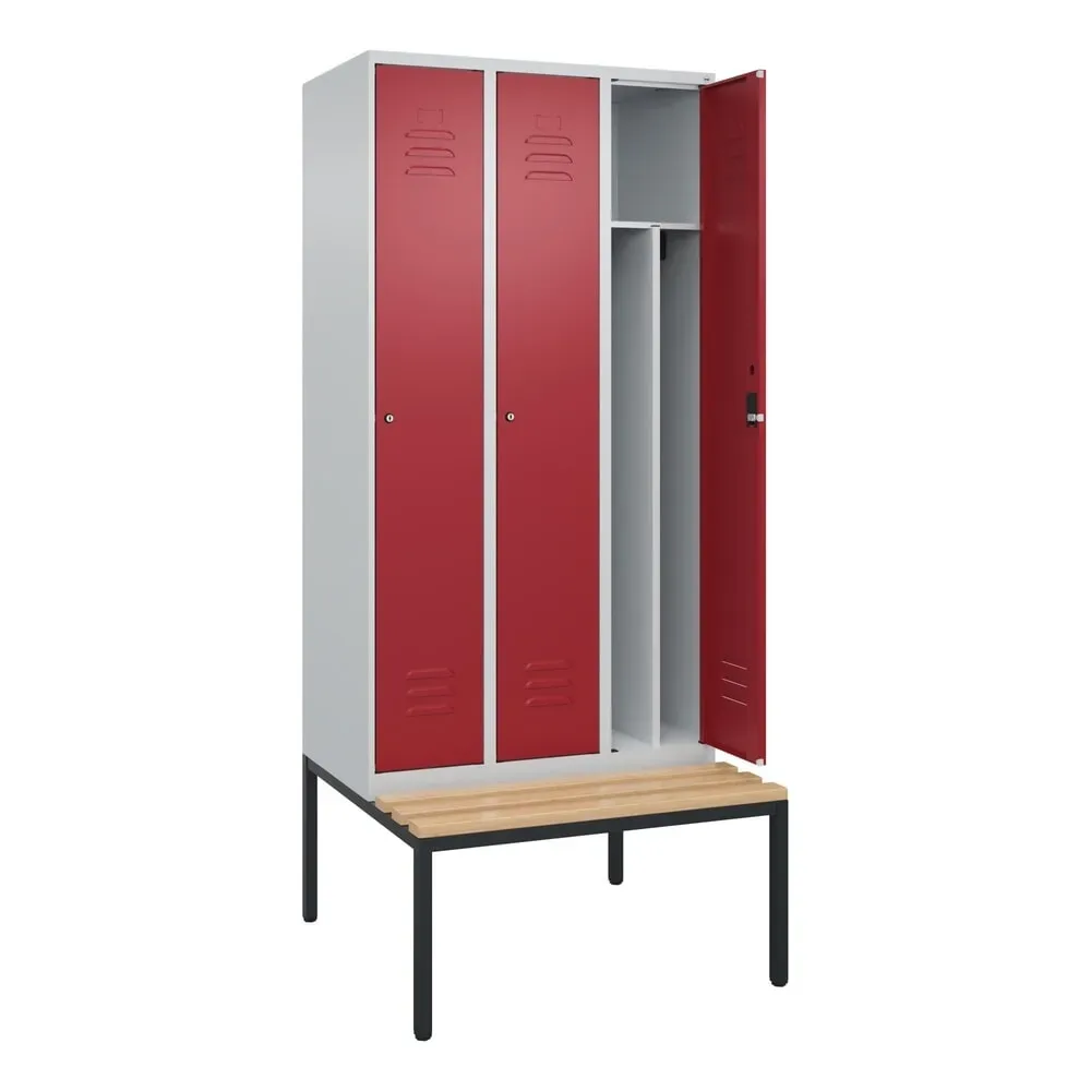 C+P Spind Classic PLUS, 3 Abteile, Trennwand, HxBxT 2.120 x 900 x 815 mm, Zylinderschloss, Trennwand, untergebaute Bank aus Buche, lichtgrau, rubinrot